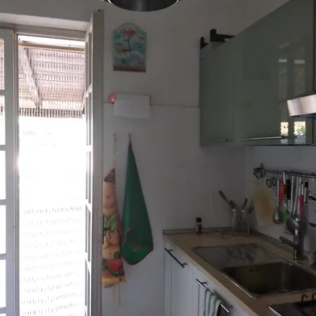 San Felice Circeo Alimede Per Sei Feriehus *