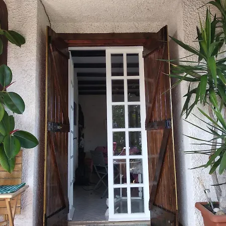 Feriehus San Felice Circeo Alimede Per Sei Borgo Montenero